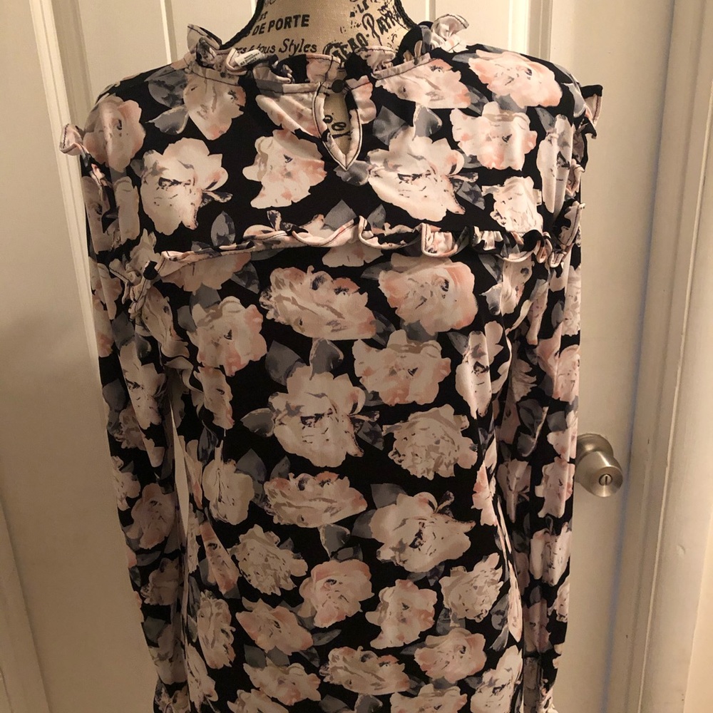 Karl Lagerfeld Paris - black ruffled floral blouse